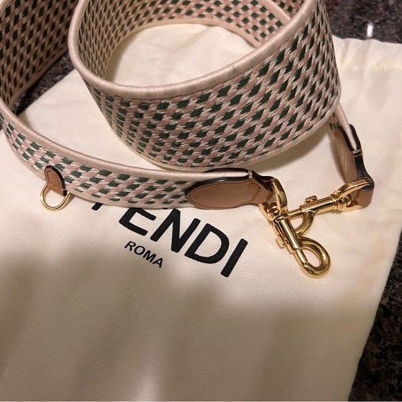 Fendi strap - Picture 2 of 3